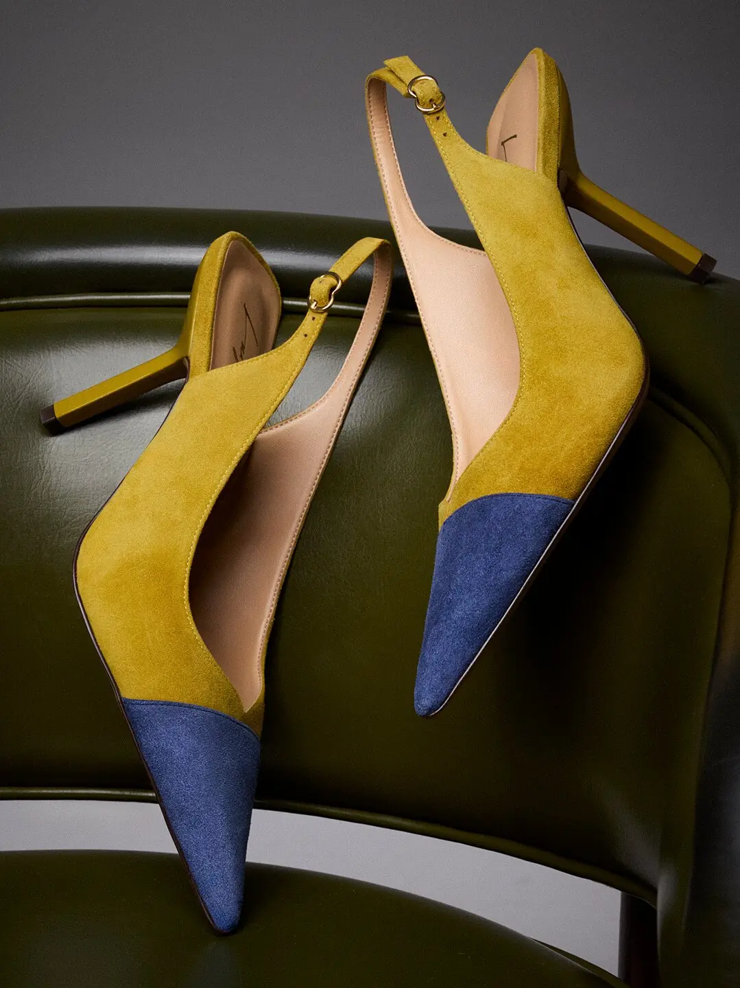 Carrossel de feed com color blocking